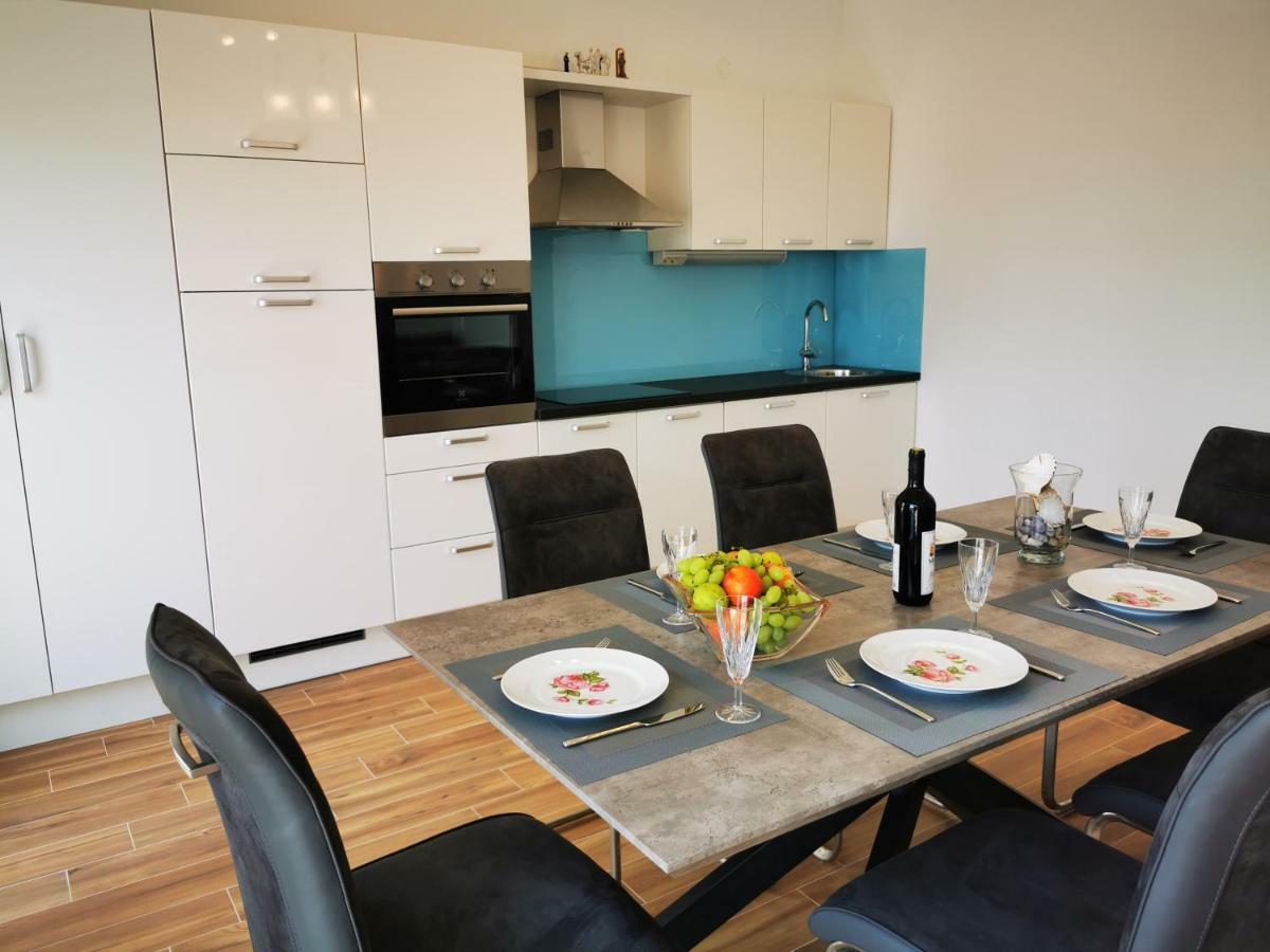 New Apartments 9 Minutes From Split Airport Kaštela Esterno foto